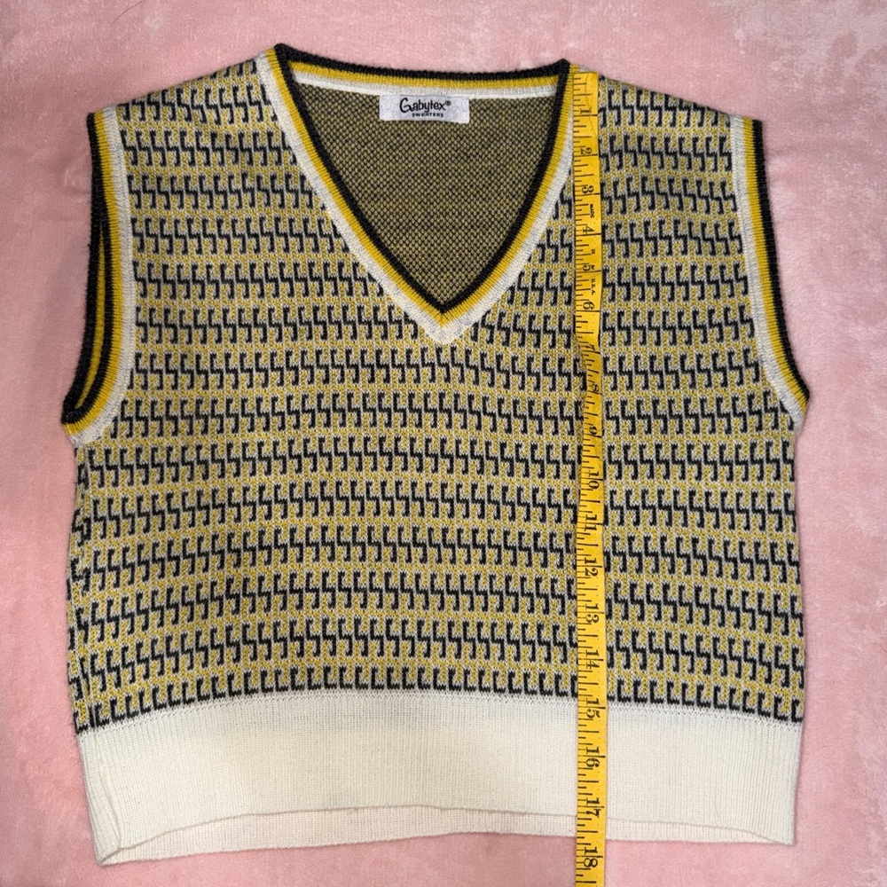 Gabytex Yellow and Black Knit Vest